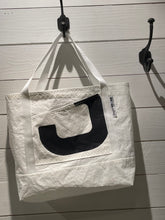 Load image into Gallery viewer, Totebag 34